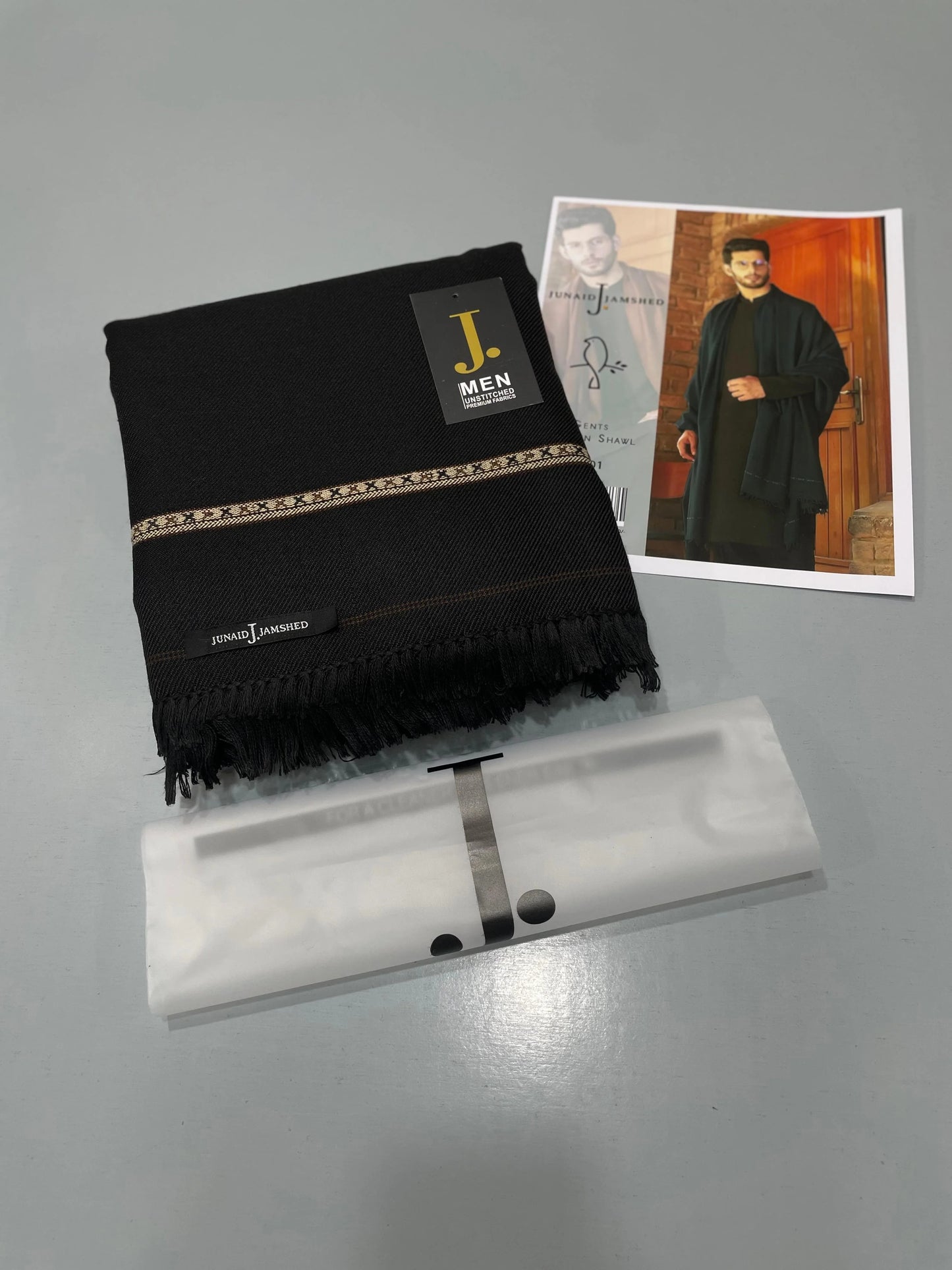 J. PREMIUM WHOOL SHAWL - Black